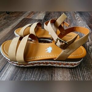 Bohemian Women's Sandals Size Nine